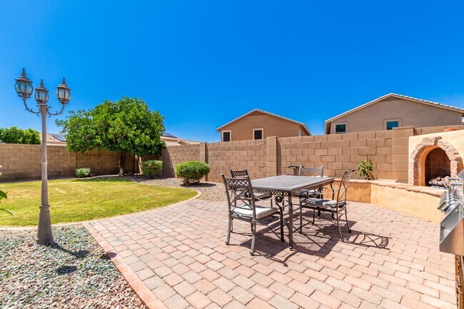 Building Photo - Spacious 3 Bed, 2 Bath Home in Boulder Creek