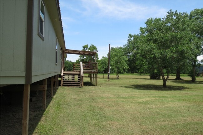 Building Photo - 177 White Oak Dr