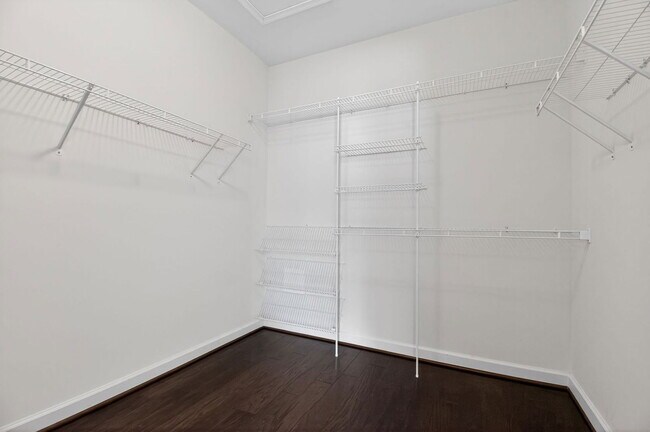 Building Photo - 7419 Wood Mdw Wy