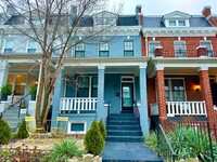 Building Photo - 4 Bed 3.5 Bath  - Pets Welcome!!! - Parkin...
