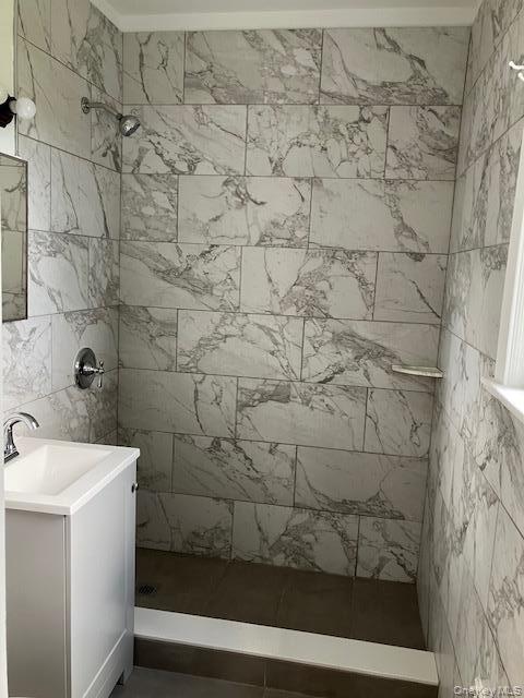 Building Photo - 226 Glen Cove Ave