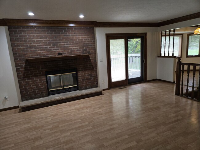 Building Photo - 3802 Gnarl Tree Ln