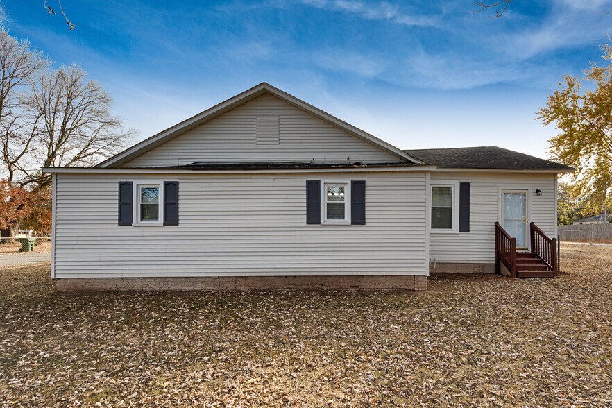 Building Photo - 3706 Emm Ell St SW