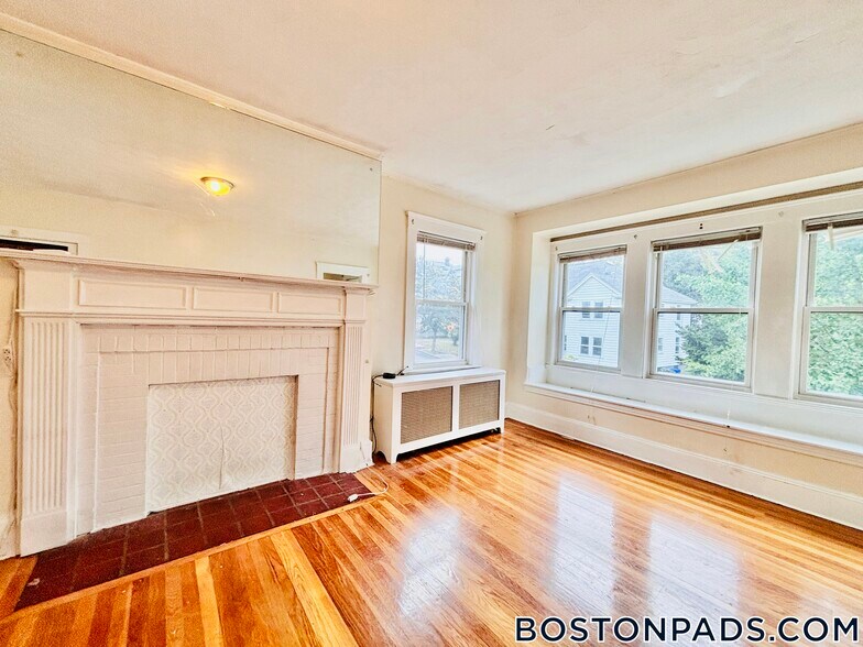 Building Photo - 38 Kirkwood Rd