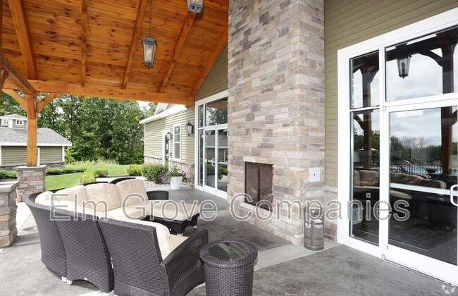 Building Photo - 12 Stoneledge Dr