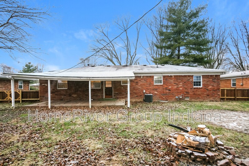 Building Photo - 12209 Dunbar Cir N