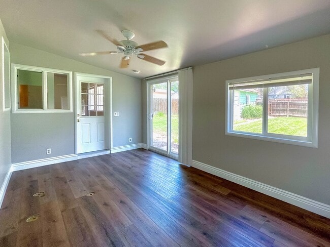 Building Photo - Beautiful historic 3BR/2BA Home