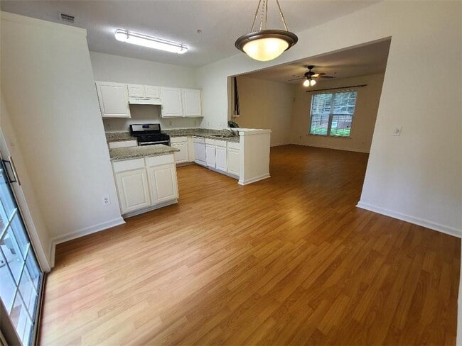 Building Photo - 2175 Whitestone Pl