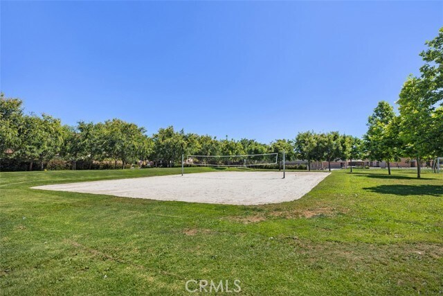 Building Photo - 717 Spring Gdn
