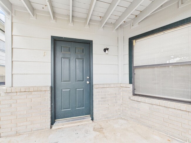 Building Photo - 295 Billie Dr