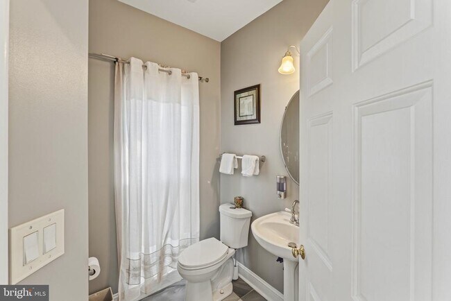 Building Photo - 7887 Cranford Farm Cir