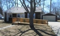 Building Photo - 1120 E Sugnet Rd