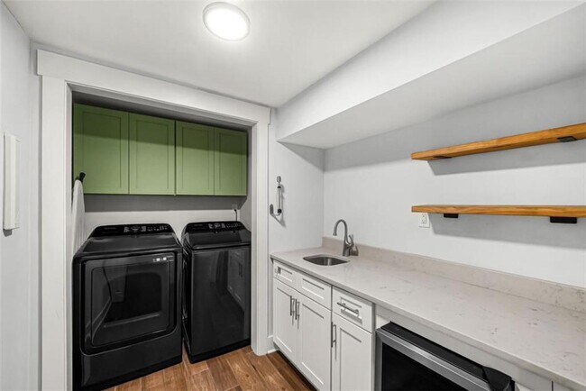 Building Photo - 3476 Alison Dr