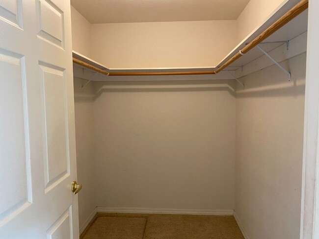 Building Photo - Ground Level River View Condo