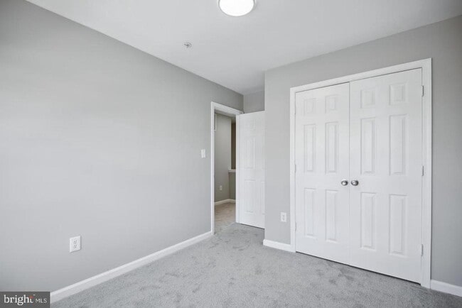 Building Photo - 7135 Ladd Cir