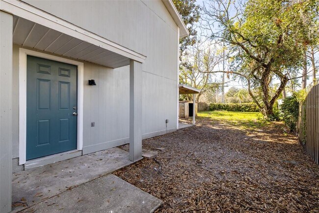 Building Photo - 14224 Village Terrace Dr