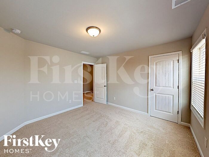 Building Photo - 3172 Baylor Cir