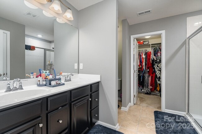 Building Photo - 3531 Ettrick Pl