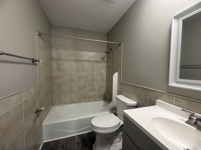 Building Photo - 14033 Dornoch St