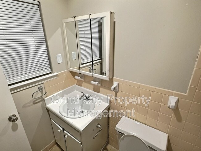 Building Photo - 3411 Brutonwood Cove