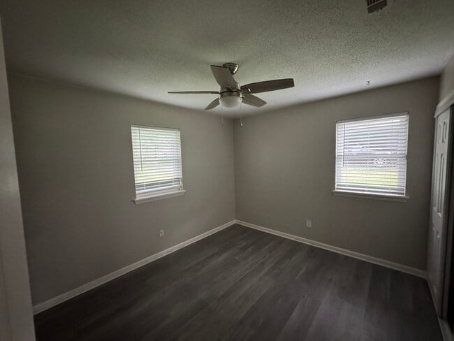 Building Photo - Nice 3 bedroom 1 Bath home in Sherwood