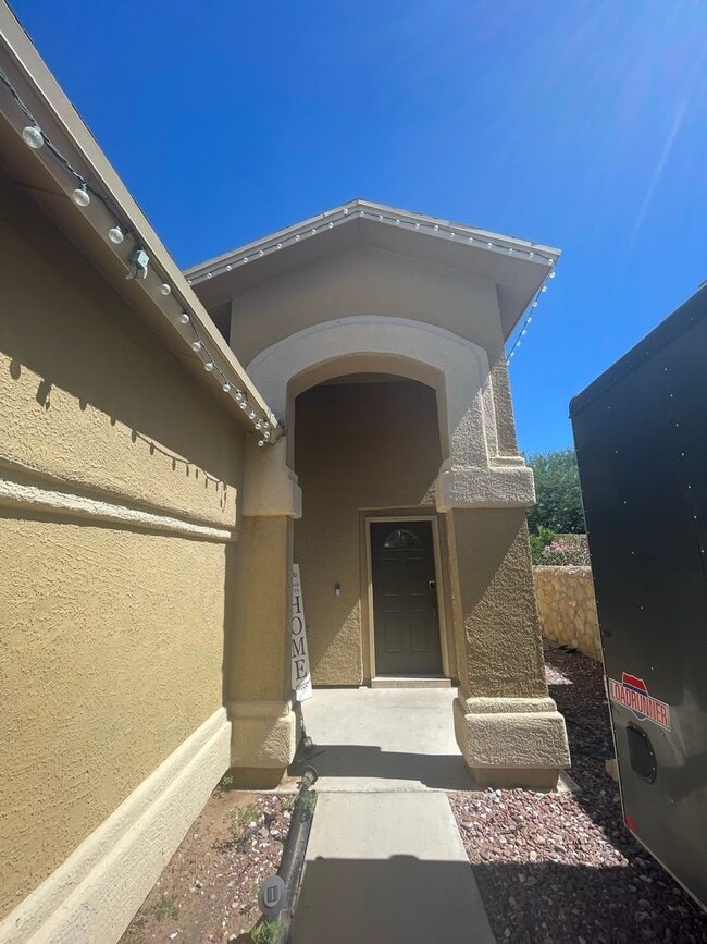 Building Photo - East Sides Charming 4-Bedroom, 2.5-Bath Home with Loft
