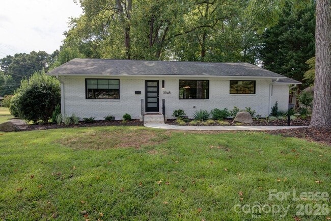 Building Photo - 3945 Rockfern Rd