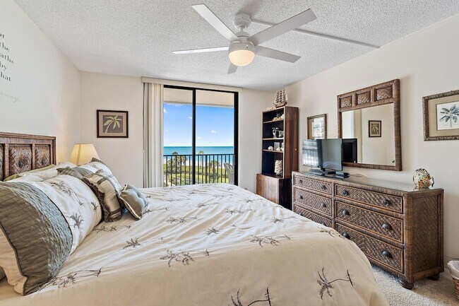 Building Photo - 300 Ocean Trail Way