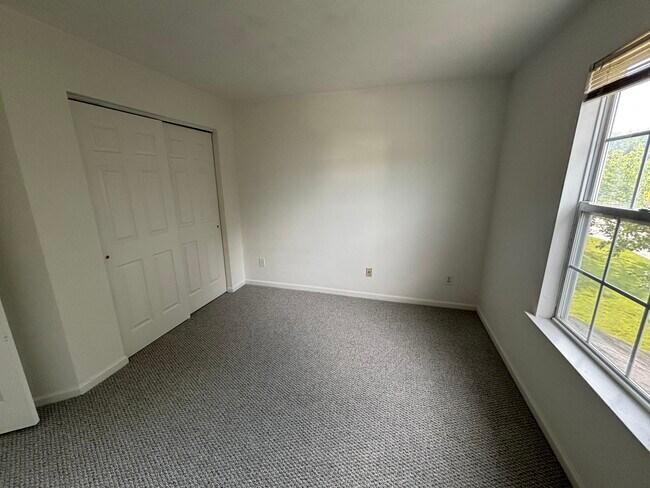 Building Photo - 2437 Annie Cir