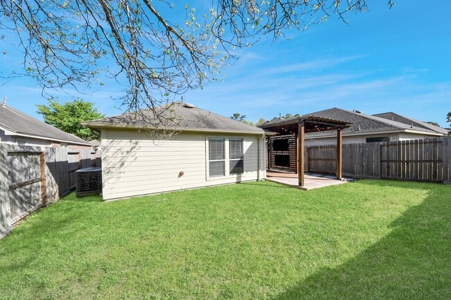 Building Photo - 27427 Channing Springs Dr