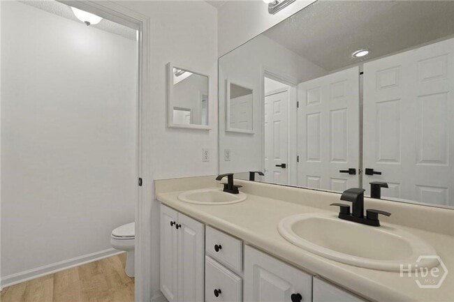 Building Photo - 400 Tibet Ave