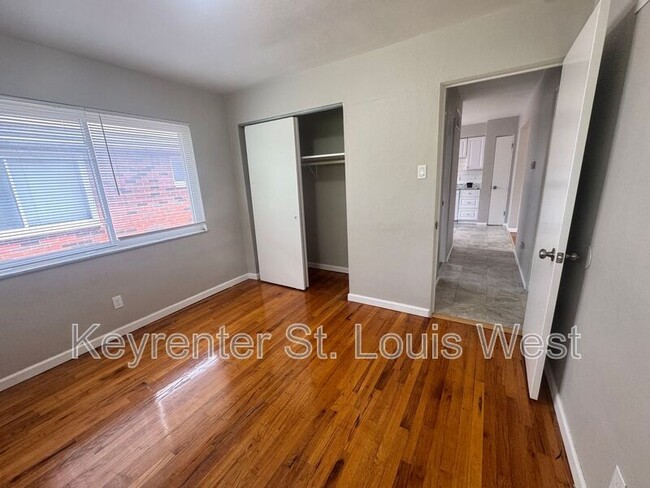 Building Photo - 440 Eichelberger St
