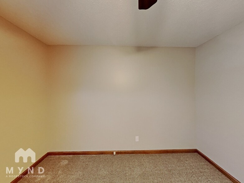 Building Photo - 4725 Country Meadows Dr