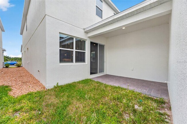 Building Photo - 15174 Field Daisy Dr