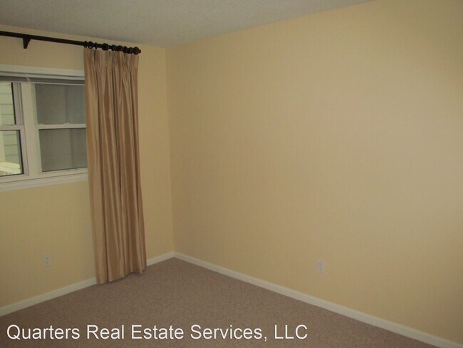 Building Photo - 2 br, 2 bath House - 245 Oakwood Court