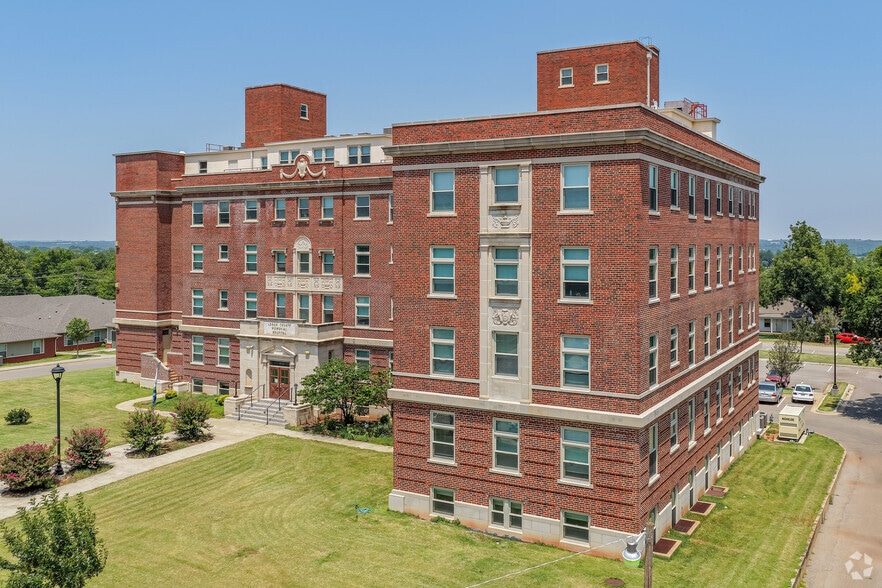 Primary Photo - Villas of Benedictine