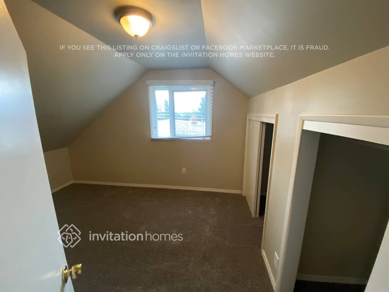 Building Photo - 26120 18th Ave S