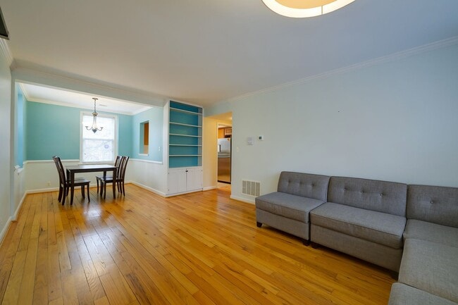 Building Photo - Updated 1BR in Iconic McLean Gardens is the Urban Retreat You've Been Looking For!
