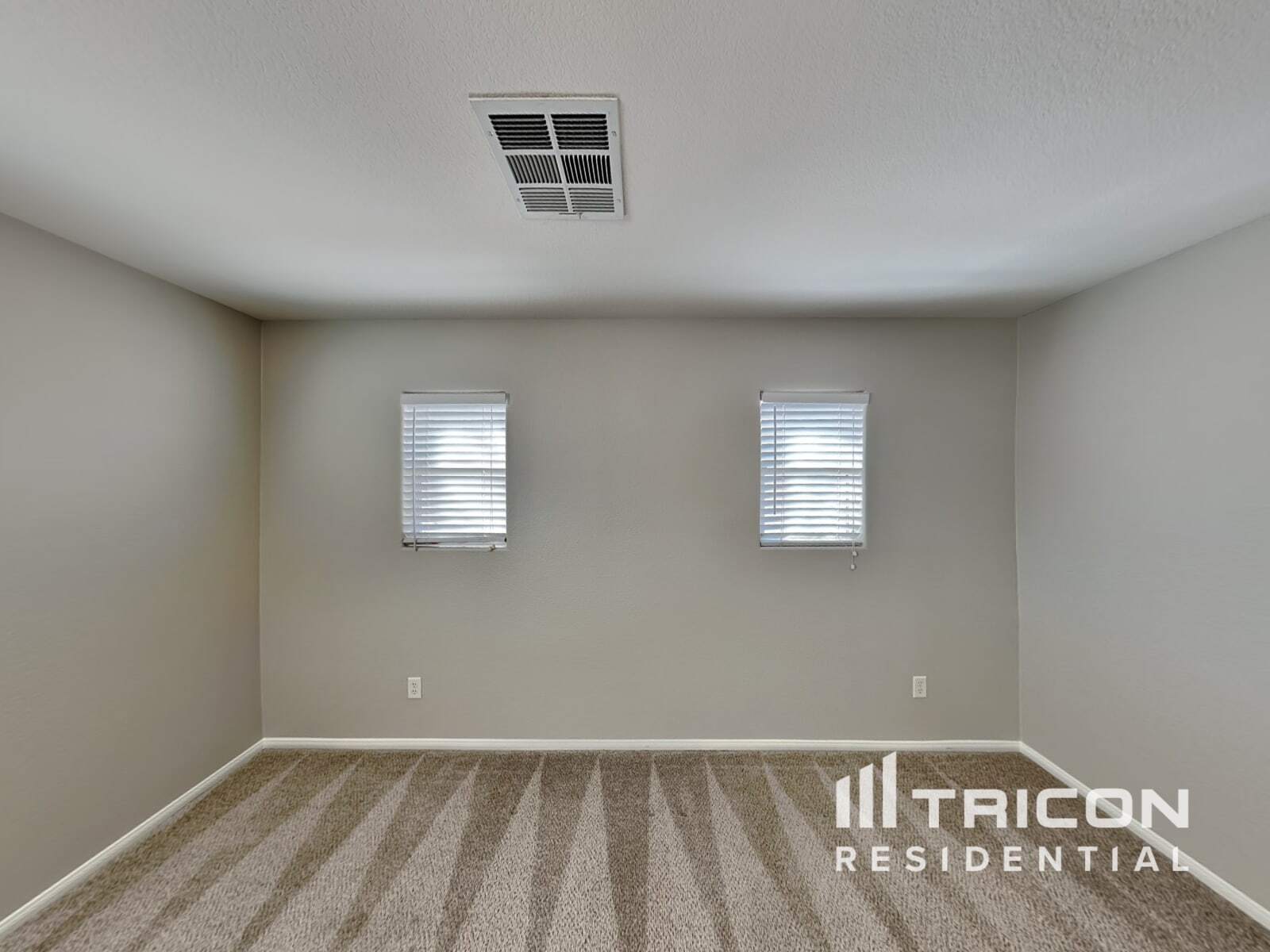 Building Photo - 4940 Naff Ridge Dr