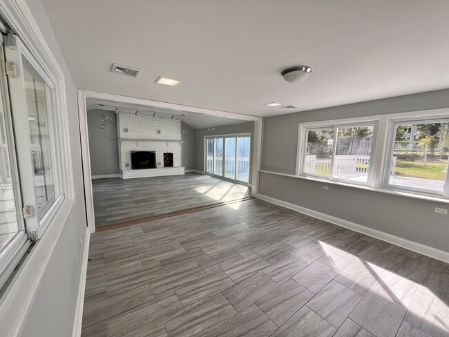 Building Photo - 267 Thunder Hill Dr
