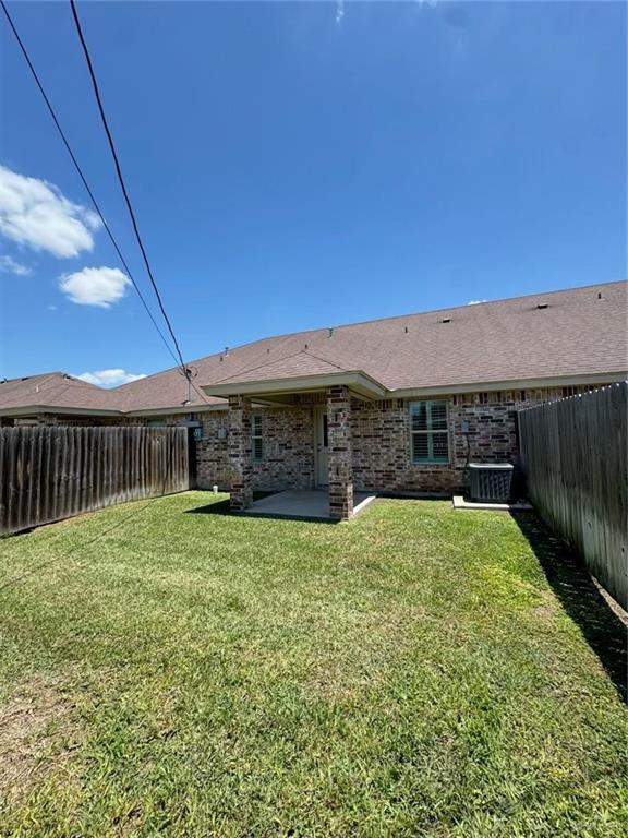 Building Photo - 209 W Mile 14 1/2 N