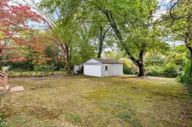 Building Photo - 1301 Orchard Rd
