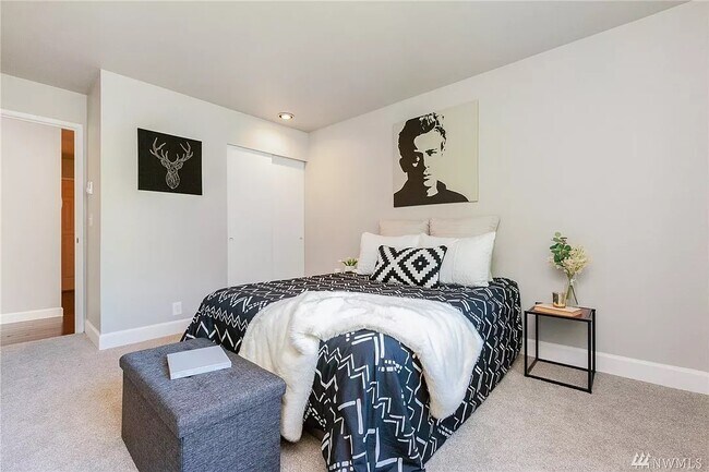 Bedroom 2 - 9800 Roosevelt Way NE