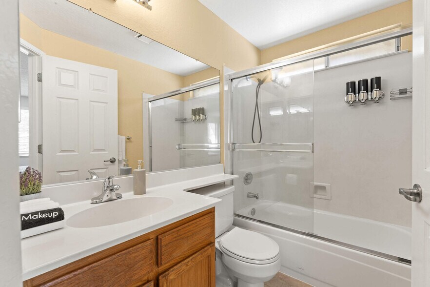 Building Photo - 6591 Enchanted Valley Dr