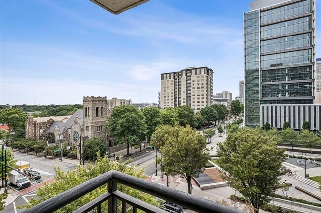 Building Photo - 620 Peachtree St NE