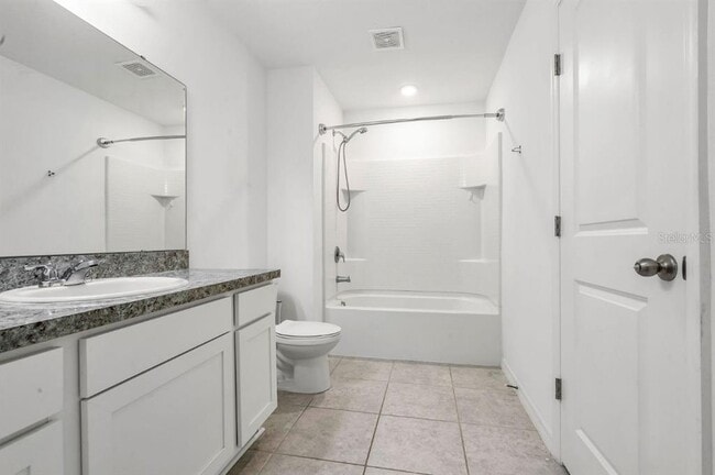 Building Photo - 1124 Merrill St