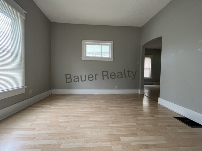 Building Photo - Two Story Home