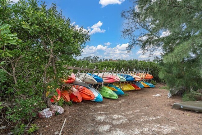 Building Photo - 4830 Osprey Dr S