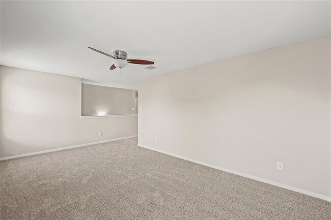 Building Photo - 3006 Madison Elm St