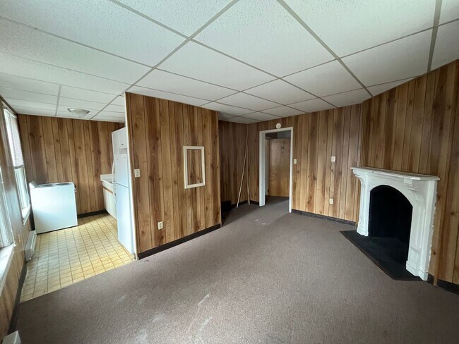 Building Photo - 15413 Norwood Ave